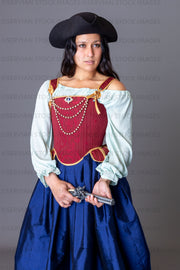 Pirate woman holding a weapon (Sylvia 6081)
